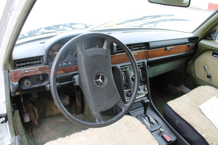 906597-15 Mercedes-Benz 280 SE - 1974