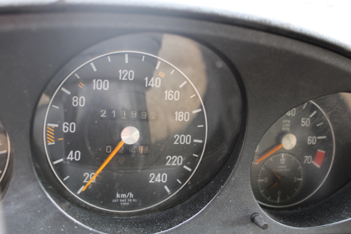 906597-17 Mercedes-Benz 280 SE - 1974
