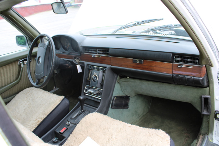906597-16 Mercedes-Benz 280 SE - 1974