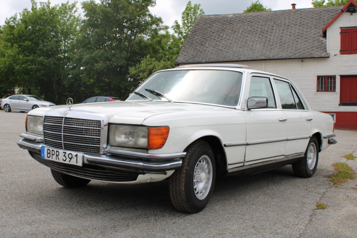 906597-1 Mercedes-Benz 280 SE - 1974