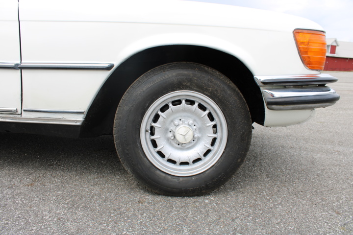 906597-26 Mercedes-Benz 280 SE - 1974