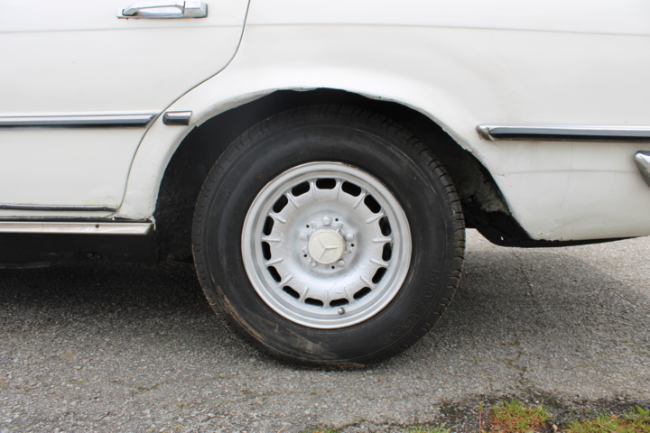 906597-24 Mercedes-Benz 280 SE - 1974