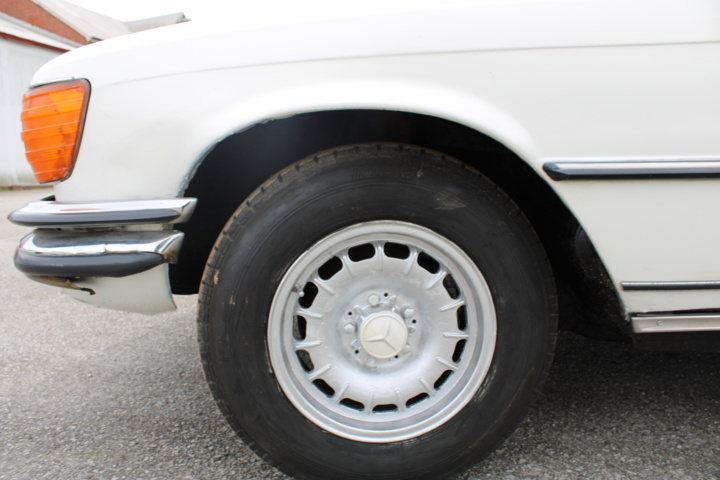 906597-25 Mercedes-Benz 280 SE - 1974
