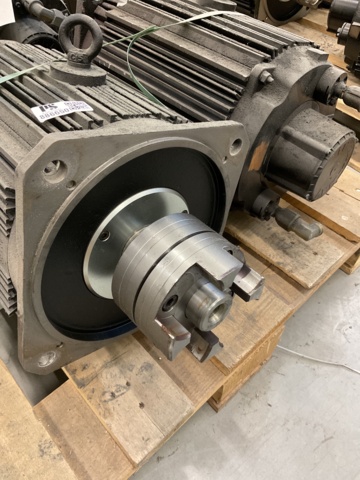 886650-5 4 water-cooled electric motors