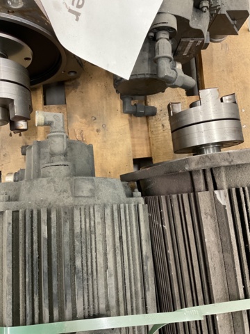 886650-7 4 water-cooled electric motors