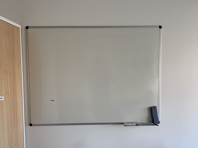 868681-1 Whiteboard