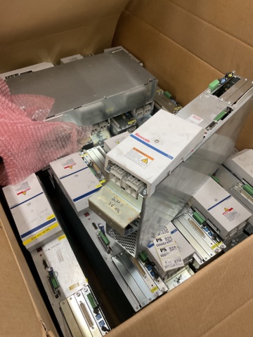 886684-1 7 Rexroth AC controllers