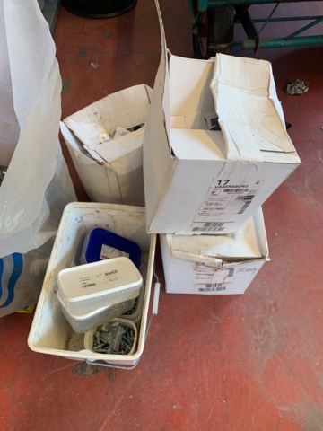 908166-32 Ventilation details, fittings, materials