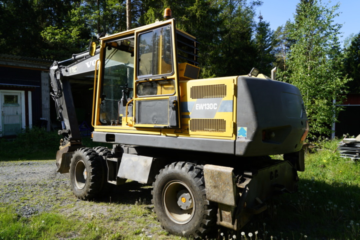 914636-3 Wheel excavator Volvo EW130C - 98