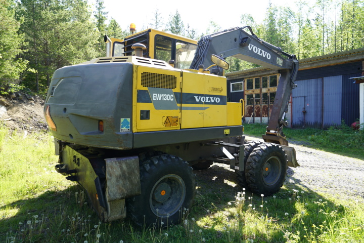 914636-6 Wheel excavator Volvo EW130C - 98
