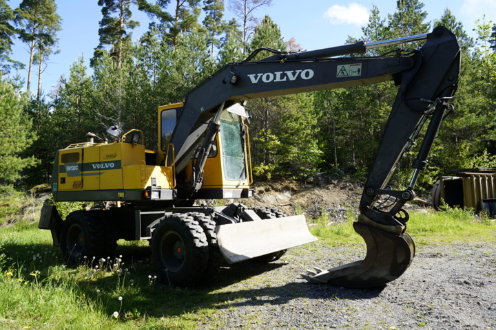 914636-8 Wheel excavator Volvo EW130C - 98