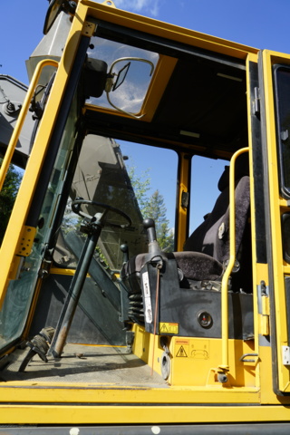 914636-37 Wheel excavator Volvo EW130C - 98