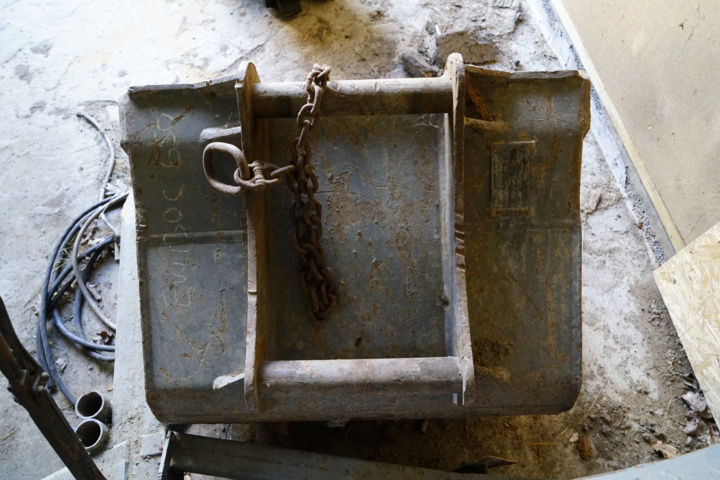 914636-53 Wheel excavator Volvo EW130C - 98