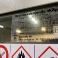481104-2 Brandavskiljande skåp i nyskick