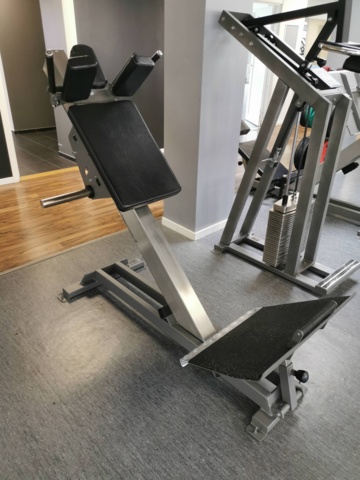 894320-1 Standing leg press Gymleco