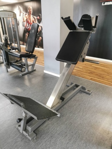 894320-3 Standing leg press Gymleco