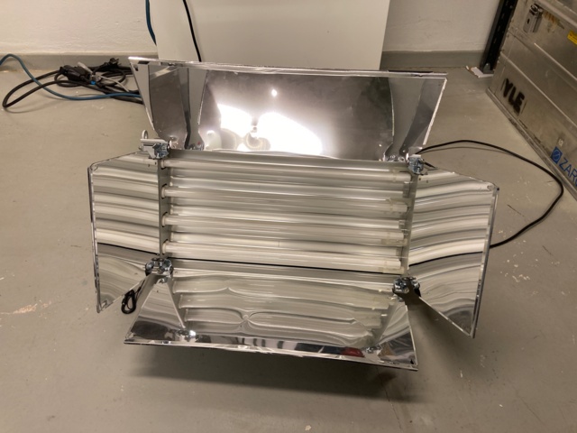 914767-2 Balcar Quadlite valaisin