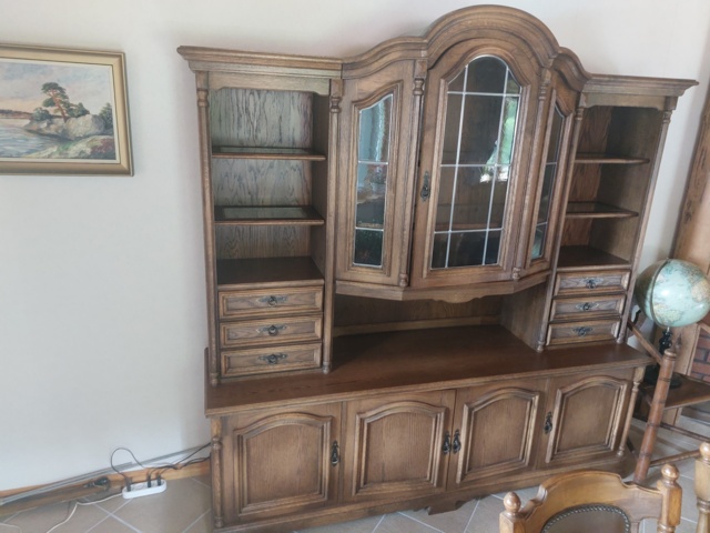 914989-2 Bookcase with display case Carpati