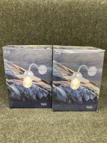 913874-2 2 wall luminaires Gelia Valö