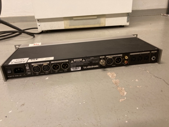 916098-4 T.C. Electronic D22 Digital Broadcast Delay