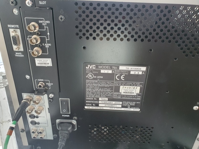 916176-2 JVC TM-H150CG monitori - EI pohjahintaa!