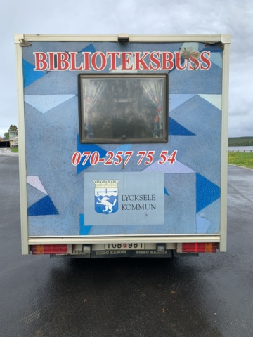 810334-6 Bokbuss Mercedes-Benz Sprinter 316 CDI - 2002