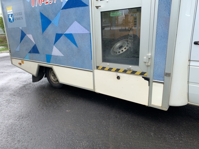 810334-15 Bokbuss Mercedes-Benz Sprinter 316 CDI - 2002