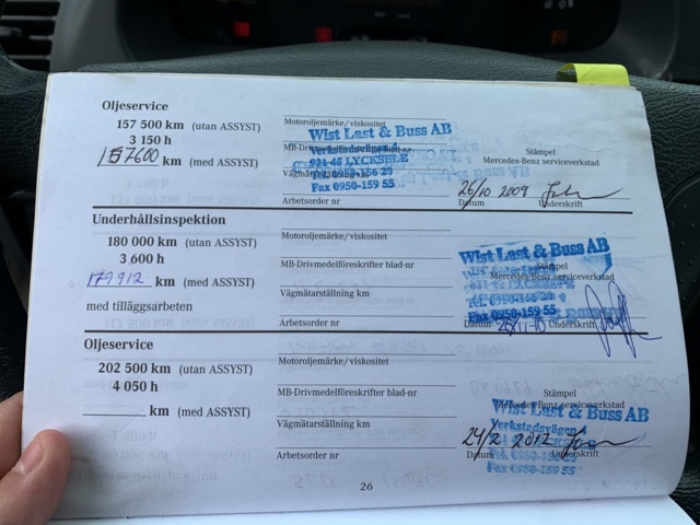 810334-33 Bokbuss Mercedes-Benz Sprinter 316 CDI - 2002