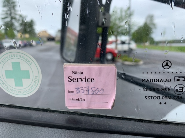 810334-36 Bokbuss Mercedes-Benz Sprinter 316 CDI - 2002