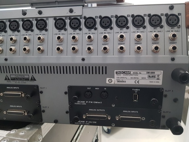 916183-4 Tascam DM-4800 äänimikseri