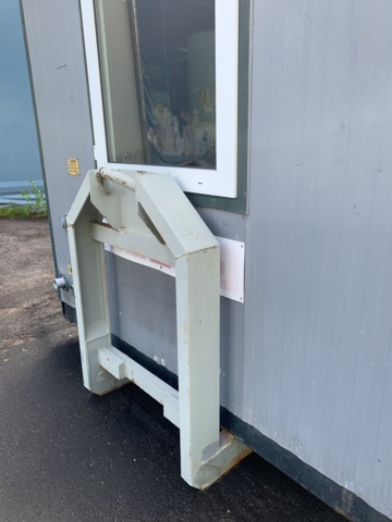 810337-9 Construction shed on demountable frame