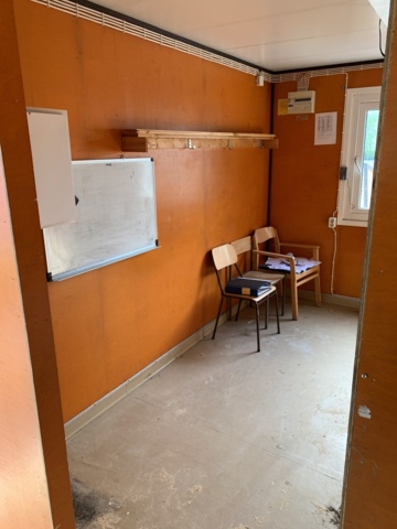 810337-20 Construction shed on demountable frame