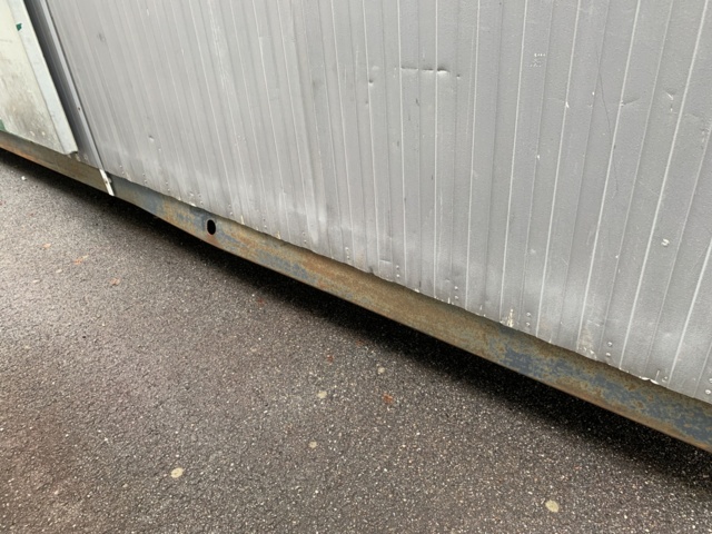 810339-8 Construction shed on demountable frame