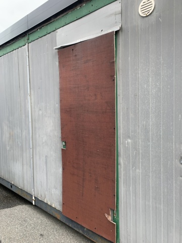 810339-13 Construction shed on demountable frame