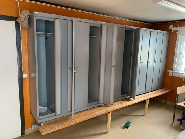 810339-17 Construction shed on demountable frame