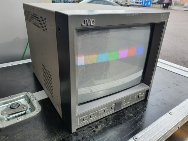 916206-1 JVC TM-A101G monitori - Ei pohjahintaa!