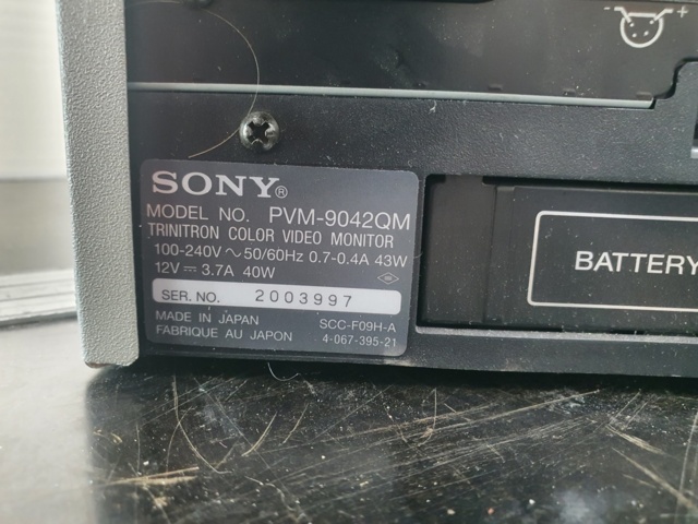 916182-3 Sony PVM-9042QM monitori - Ei pohjahintaa!