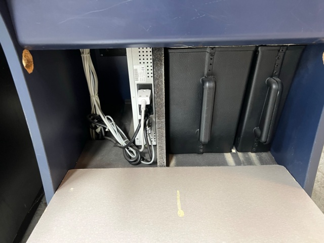 895422-19 Amatic Game computer takes new banknotes