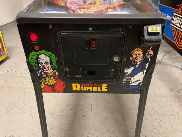 895433-9 Pinball Game Data East WWF Royal Rumble -1994