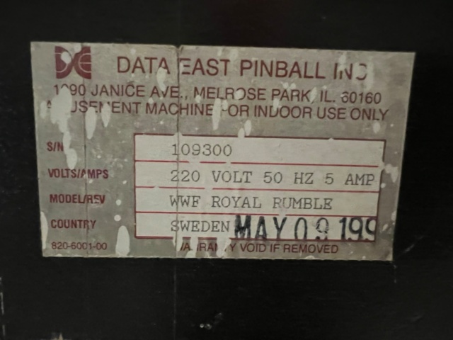 895433-11 Pinball Game Data East WWF Royal Rumble -1994