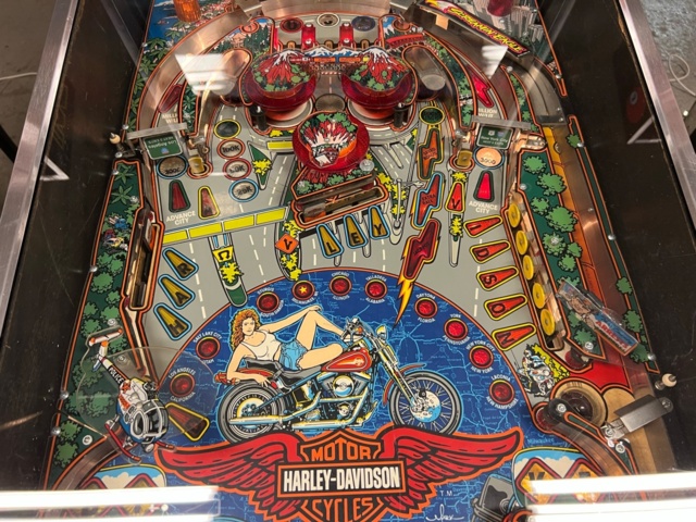895434-18 Pinball Bally Harley Davidson -1991