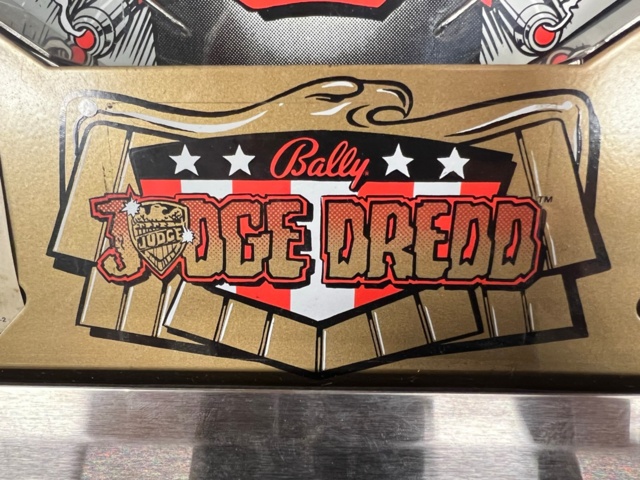 895440-9 Pinball Bally Judge Dredd -1993
