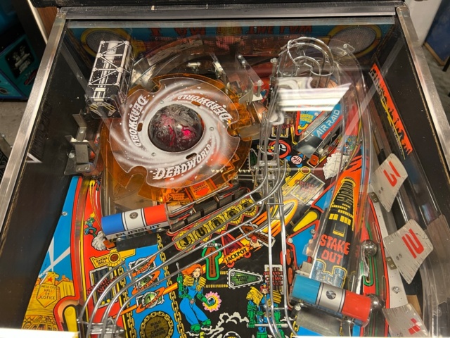 895440-6 Pinball Bally Judge Dredd -1993