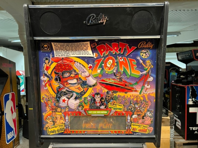 895444-10 Pinball Game Bally Party Zone -1991