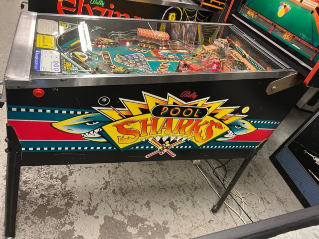 895446-3 Pinball Bally Pool Shark -1990