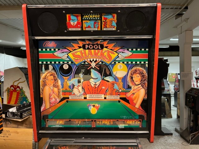 895446-7 Pinball Bally Pool Shark -1990