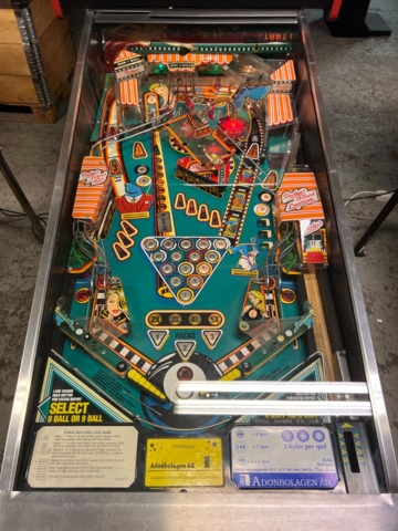 895446-8 Pinball Bally Pool Shark -1990