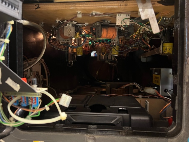 895446-13 Pinball Bally Pool Shark -1990