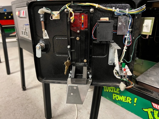 895453-15 Pinball Game Data East Teenage Mutant Ninja Turtles -1991