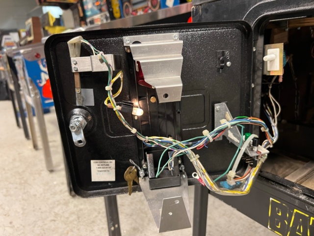 895459-18 Flipperspel Data East Batman -1991